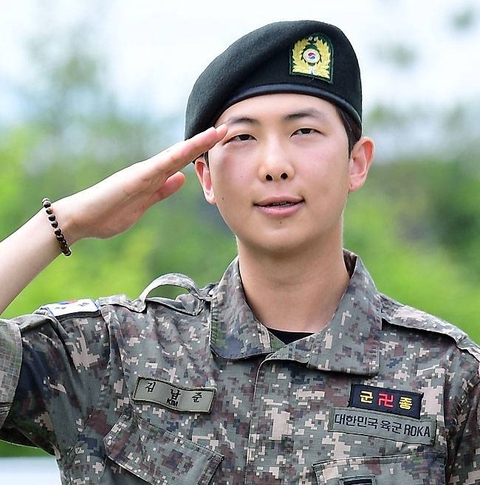 - Ảnh 1. Running Man - Ảnh 1.