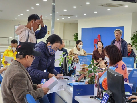 Thủ tục đất đai của dân ở Quảng Ngãi, cấp huyện chưa làm xong xử lý thế nào? - Ảnh 2.