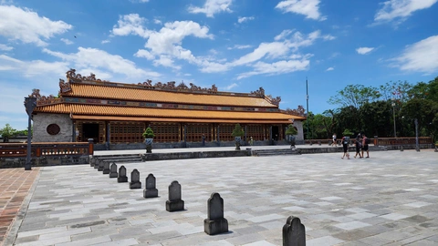 HOA HẬU - Ảnh 2.