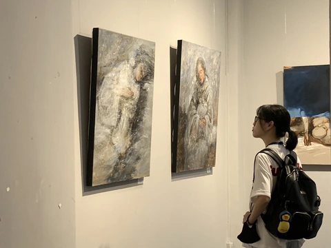 Con người là loài cô đơn hay gắn kết? - Ảnh 3. Con người là loài cô đơn hay gắn kết? - Ảnh 3.