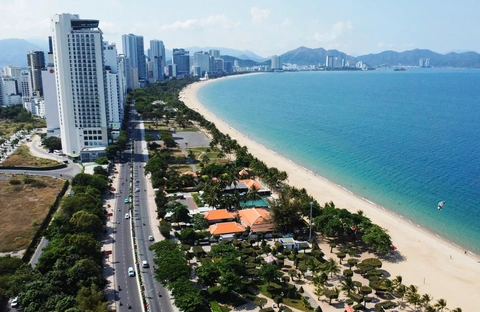 Nhiều khách sạn ở Nha Trang bị kẻ xấu giả mạo thông tin, lừa tiền du khách - Ảnh 1. Nha Trang - Ảnh 1.