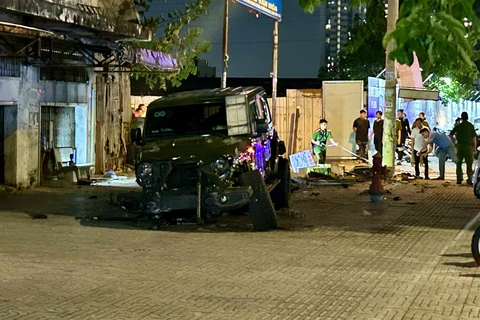 ô tô 'điên' - Ảnh 4.