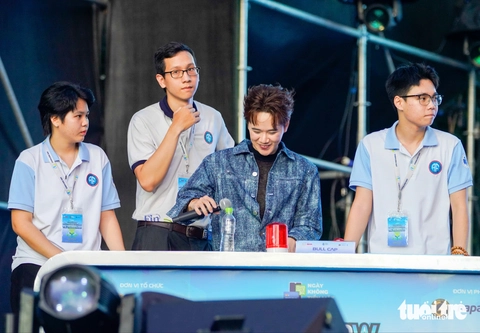 Đội FinHer Trường đại học Kinh tế - Luật chiến thắng game show Đấu trường tài chính - Ảnh 12. Đấu trường tài chính - Ảnh 12.