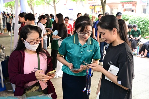 Ngày không tiền mặt 2025 - Ảnh 2.