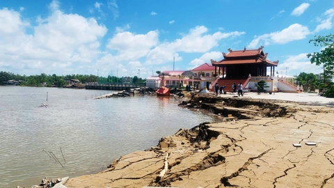 SẠT LỞ - Ảnh 1.