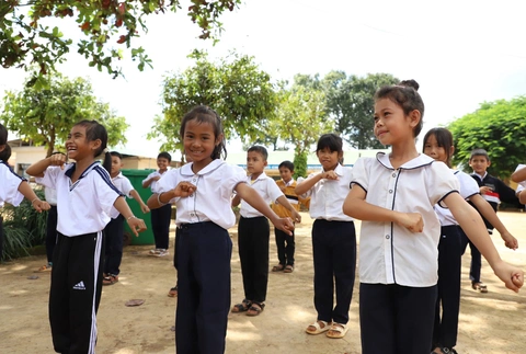 Nhà giáo được tăng lương: nâng chất lượng giáo dục - Ảnh 2. nhà giáo - Ảnh 2.