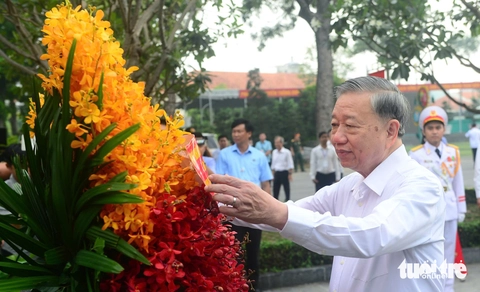 Tổng Bí thư, Thủ tướng làm việc với Thành ủy TP.HCM, Bình Dương và Bà Rịa - Vũng Tàu - Ảnh 2.