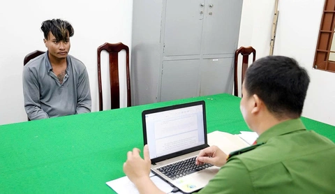 Chạy xe máy đi nhậu về va chạm với chó, ra tay chém chết chủ nuôi - Ảnh 3.