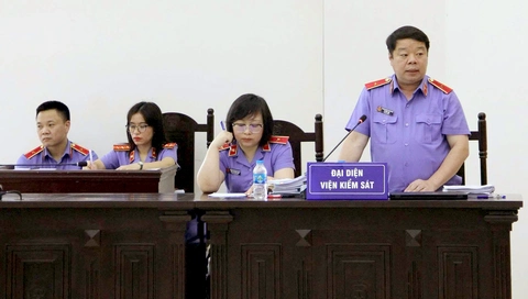 Ông Trịnh Văn Quyết được đề nghị giảm 13-14 năm tù và phạt tiền 4 tỉ đồng - Ảnh 1.