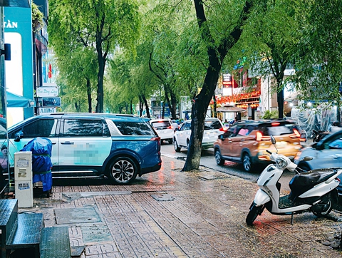 Hết thời ôtô đậu đâu cũng được - Ảnh 2. ô tô - Ảnh 2.