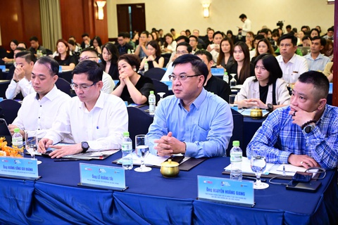 Ngành ngân hàng đang trong cách mạng loại bỏ những tài khoản gian lận - Ảnh 2.
