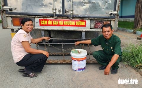 vá xe - Ảnh 8.