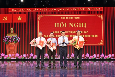 Ông Lê Huy Toàn làm tổng biên tập Báo và Đài phát thanh - truyền hình Bình Thuận - Ảnh 1.
