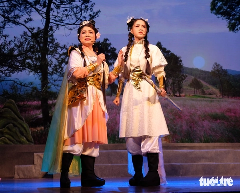 Tiếc cho Gánh cỏ sông Hàn - Ảnh 3. Gánh cỏ sông Hàn - Ảnh 3.