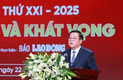 Vinh quang Việt Nam: Từ phòng thí nghiệm, nhà máy đến biên cương Tổ quốc - Ảnh 1. Vinh quang Việt Nam từ phòng thí nghiệm, nhà máy đến biên cương Tổ quốc - Ảnh 1.