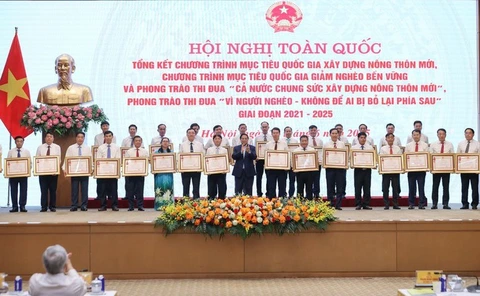 Thủ tướng: Người nông dân phải cảm nhận được thành quả chứ không phải lời sáo rỗng, hứa suông - Ảnh 2. thủ tướng - Ảnh 3.