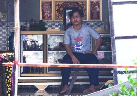 ĐÁNH MẸ - Ảnh 1.
