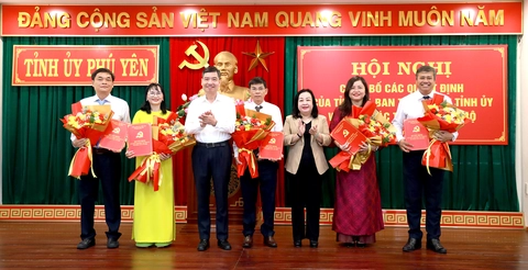 Nữ nhà báo làm tổng biên tập Báo Phú Yên sau hợp nhất với Đài Phát thanh và truyền hình tỉnh - Ảnh 1. báo Phú Yên - Ảnh 1.