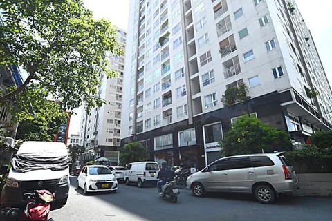 Mua xe ô tô, phải tính trước chỗ đậu xe - Ảnh 1. xe ô tô - Ảnh 1.