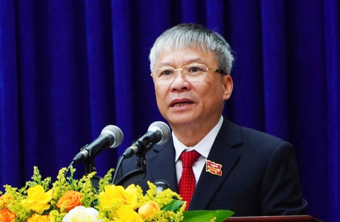 Kỳ họp cuối HĐND tỉnh Quảng Nam trước sáp nhập với Đà Nẵng: Cần giám sát việc bố trí cán bộ xã mới - Ảnh 1.