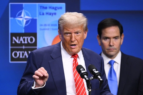 Ông Trump nói xung đột Iran - Israel có thể sớm tái diễn - Ảnh 1.