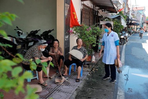 Sốt xuất huyết Dengue: Đừng để nguy kịch vì chủ quan - Ảnh 3.