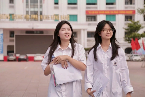 Thí sinh nói bị 'ngộp' với đề thi toán, giáo viên nhận xét đề hay - Ảnh 5. đề thi toán - Ảnh 5.