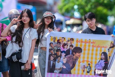 thi tốt nghiệp - Ảnh 10.