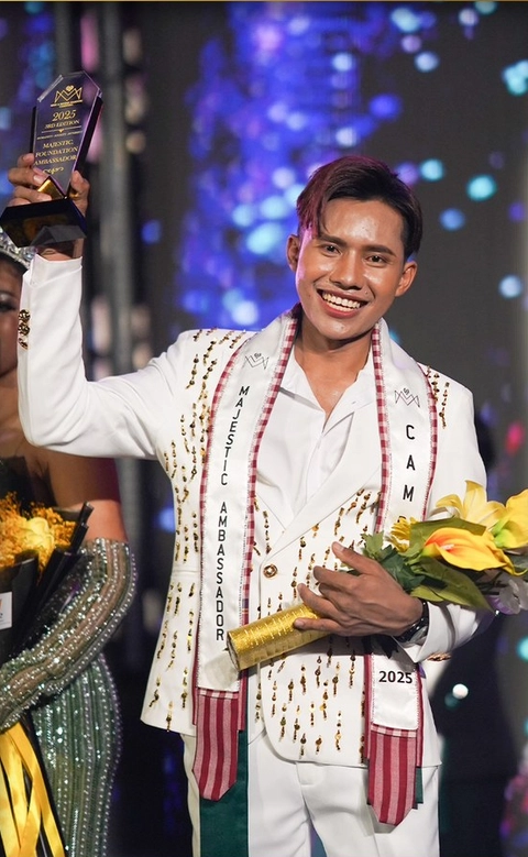 Lai Thai dừng chân ở top 5 Nam vương Campuchia - Ảnh 3. Nam vương Campuchia - Ảnh 3.