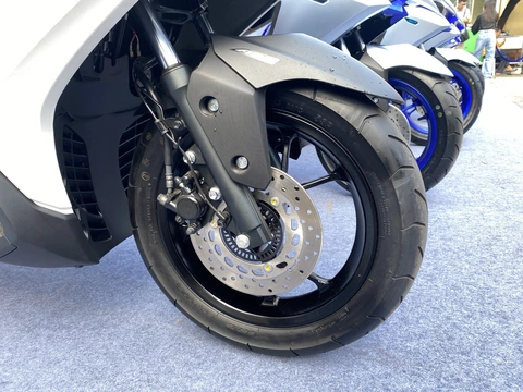 Yamaha NVX 2025 ra mắt Việt Nam, giá từ 56,5 triệu đồng, công nghệ xịn - Ảnh 5.