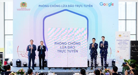 Google cùng Bộ Công an triển khai chiến dịch phòng, chống lừa đảo trực tuyến - Ảnh 1.