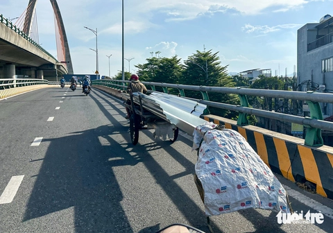 xe ba gác - Ảnh 1.