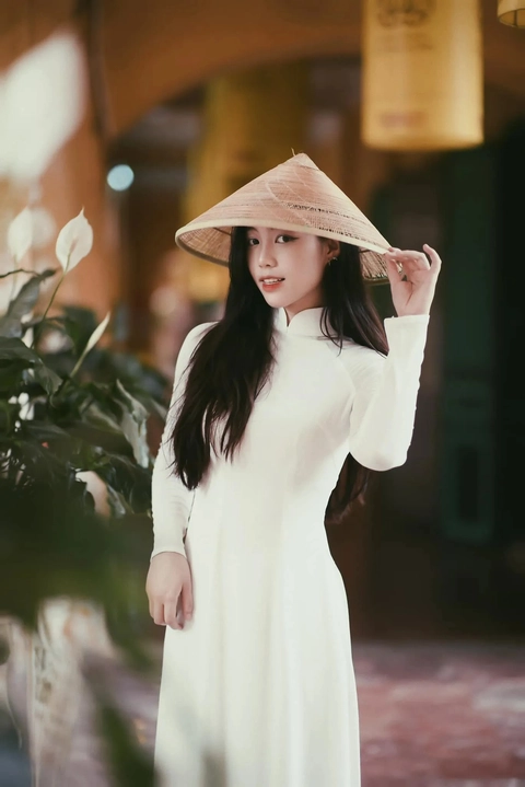 Nữ quân nhân xinh đẹp đầu tiên vào chung kết Hoa hậu Việt Nam - Ảnh 3. Hoa hậu Việt Nam - Ảnh 3.
