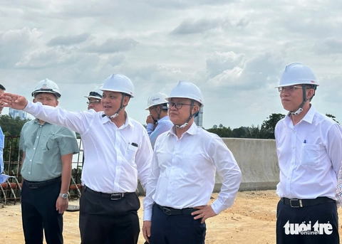 Hợp long cầu Bình Gởi vượt sông Sài Gòn nối Bình Dương và TP.HCM - Ảnh 2. Hợp long cầu Bình Gởi vượt sông Sài Gòn nối Bình Dương và TP.HCM - Ảnh 2.