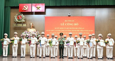 công an - Ảnh 1.