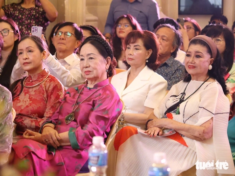 Giáo sư Trần Văn Khê đã để lại cho đời một di sản sống... - Ảnh 1. Giáo sư Trần Văn Khê đã để lại cho đời một di sản sống - Ảnh 1.