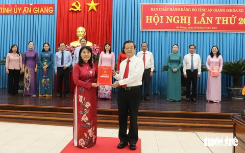 Ai là bí thư, chủ tịch 102 xã, phường và đặc khu của tỉnh An Giang? - Ảnh 4.