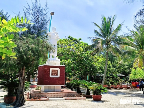 Lễ hội Yến sào ở đảo Yến trên vịnh Nha Trang - Ảnh 3. yến sào - Ảnh 2.