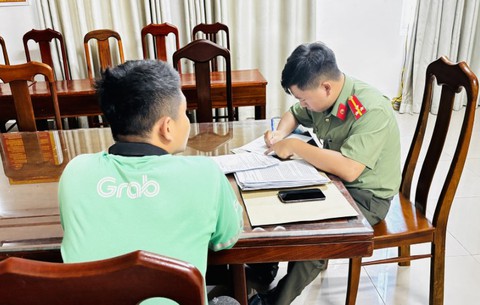 Một công ty chứng khoán ở Hà Nội chuyển 'nhầm' hơn 1,7 tỉ đồng cho tài xế công nghệ - Ảnh 1. chứng khoán - Ảnh 1.