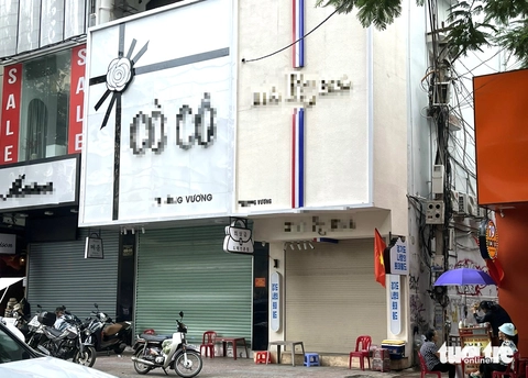 Hàng loạt cửa hàng đồ hiệu ở trung tâm Nha Trang đóng cửa trong cao điểm kiểm tra hàng giả - Ảnh 4. Nha Trang - Ảnh 4.