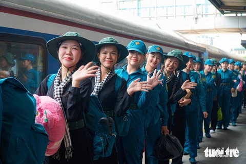 Lực lượng diễu binh, diễu hành có mặt tại Hà Nội chuẩn bị tập luyện mừng 80 năm Quốc khánh - Ảnh 2. diễu binh - Ảnh 2.