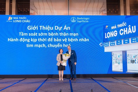 Boehringer Ingelheim cùng Long Châu miễn phí tầm soát sớm bệnh thận mạn cho người dân - Ảnh 1.