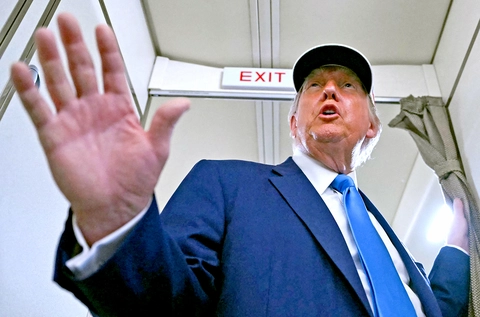 Ông Trump: 'Elon Musk phản ứng mạnh với tôi là do ma túy' - Ảnh 1.