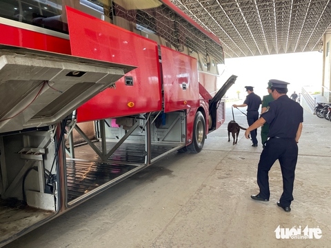 Tây Ninh quyết liệt chống buôn lậu vùng biên giới - Ảnh 2.