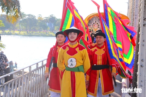 CỔ PHỤC - Ảnh 4.