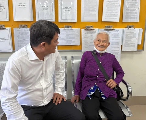 Bình Dương hàng loạt phường mới sau sáp nhập hành thử nghiệm - Ảnh 1. Hàng loạt phường mới sau sáp nhập tại Bình Dương bắt đầu thử nghiệm - Ảnh 1.
