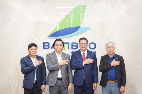 Ông Phạm Ngọc Vịnh ngồi vào ghế nóng chủ tịch Bamboo Airways - Ảnh 1.