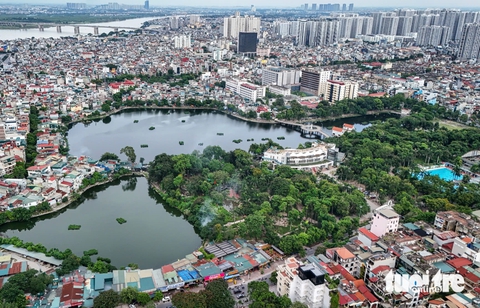 Bên trong công viên Tuổi Trẻ Thủ đô xuống cấp trầm trọng - Ảnh 1.