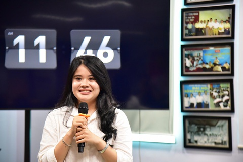 Thêm 46 sinh viên Trường ĐH Hoa Sen hoàn thành khóa học tại báo Tuổi Trẻ - Ảnh 1.