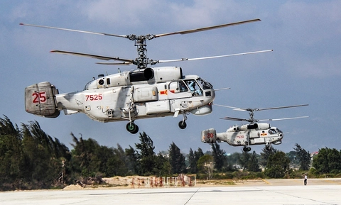 diễu binh - Ảnh 1.